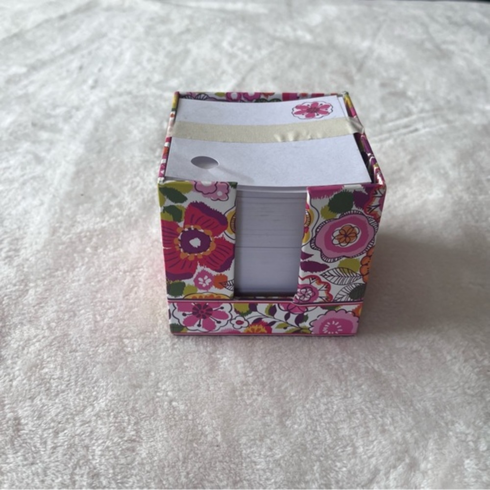 Vera Bradley Pink Floral Vintage Clementine Note‎ Cube with Blank Sheets - Picture 3 of 7